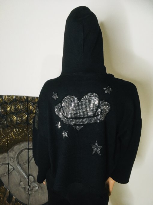 Pull a capuche Noir Cœur astral 