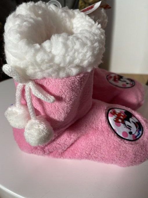 Paires de chaussons, pantoufles rose haut Minnie 