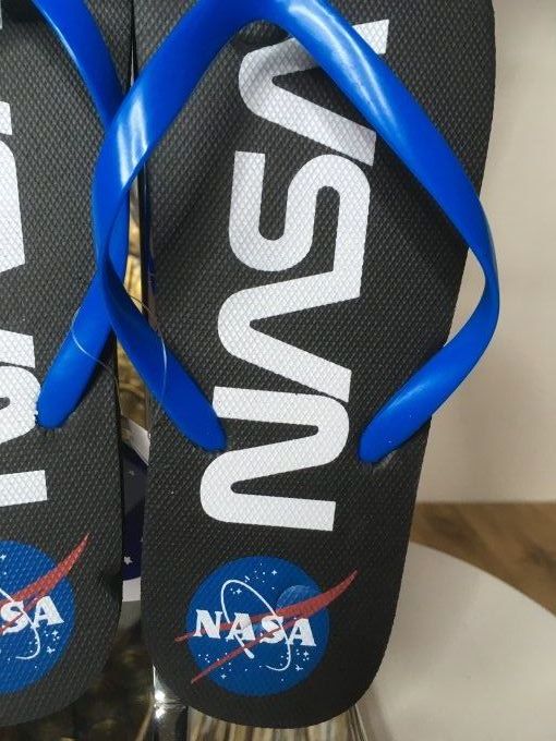 Tongs Nasa 