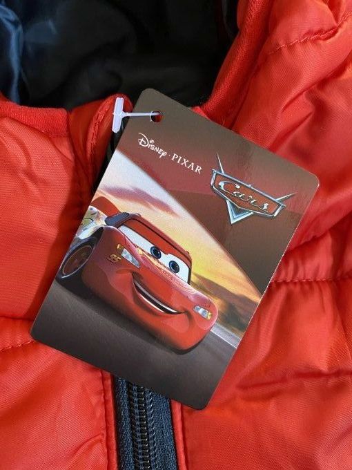 Doudoune Rouge et Noir Disney Pixar Cars