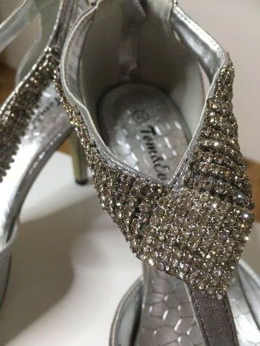 Chaussures femme argent avec strass